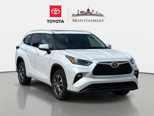 Wind Chill Pearl 2024 Toyota Highlander Hybrid XLE