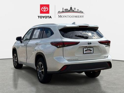 Wind Chill Pearl 2024 Toyota Highlander Hybrid XLE