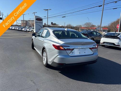 2025 Toyota Camry LE