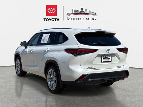 Wind Chill Pearl 2023 Toyota Highlander Limited