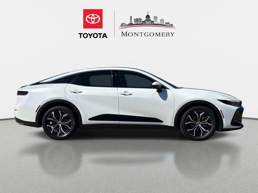 Oxygen White 2024 Toyota Crown Limited