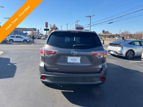 2015 Toyota Highlander LE