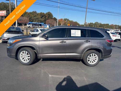 2015 Toyota Highlander LE