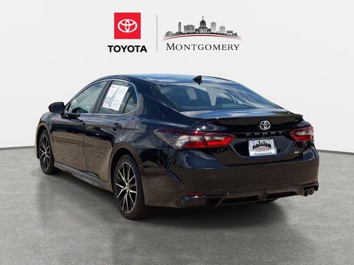 Midnight Black Metallic 2024 Toyota Camry SE