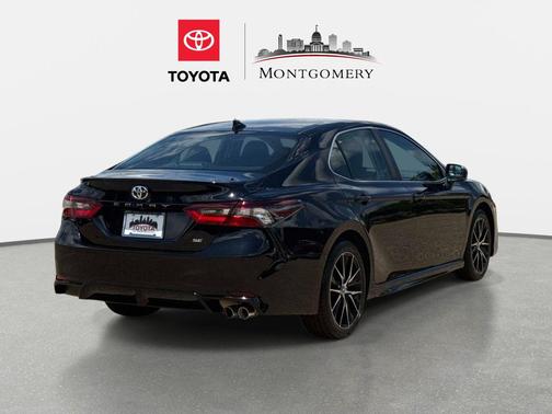 Midnight Black Metallic 2024 Toyota Camry SE