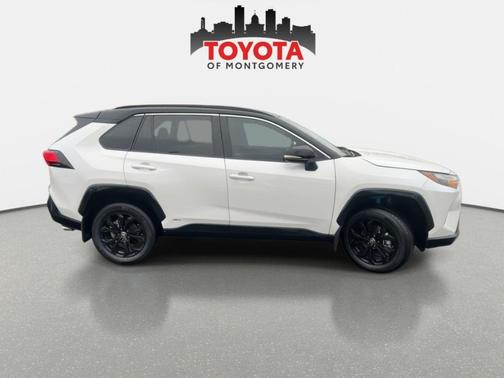 2024 Toyota RAV4 Hybrid SE