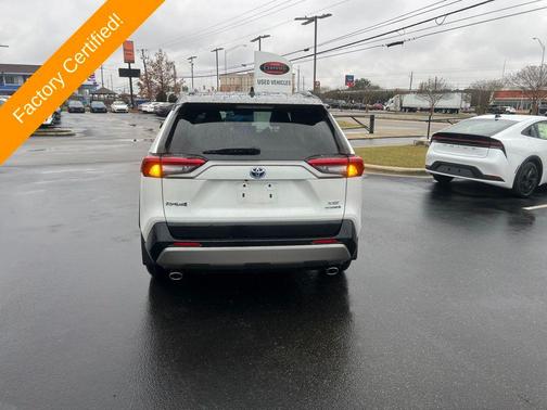 2024 Toyota RAV4 Hybrid SE