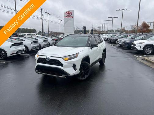 2024 Toyota RAV4 Hybrid SE