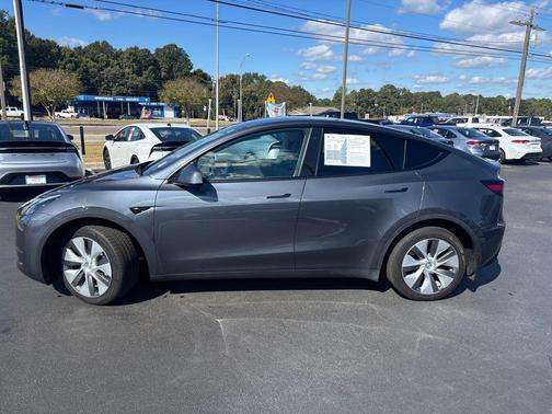 2023 Tesla Model Y Long Range Dual Motor All-Wheel Drive
