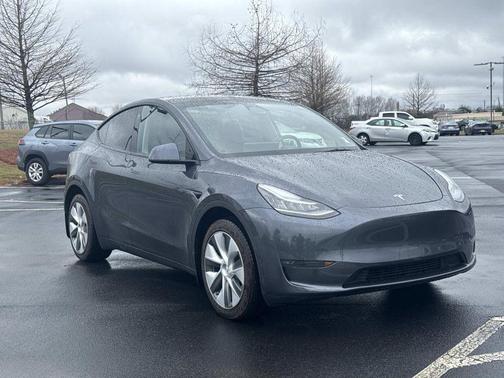 2023 Tesla Model Y Long Range Dual Motor All-Wheel Drive