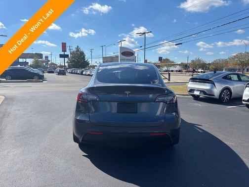 2023 Tesla Model Y Long Range Dual Motor All-Wheel Drive