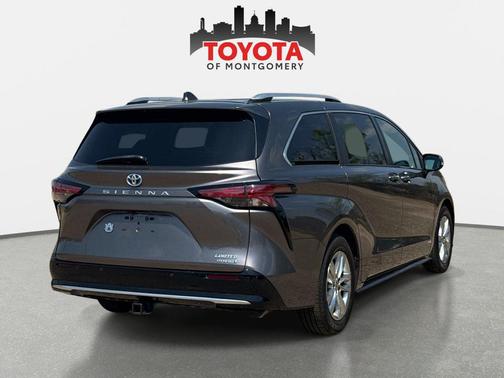 2021 Toyota Sienna Limited 7-Passenger