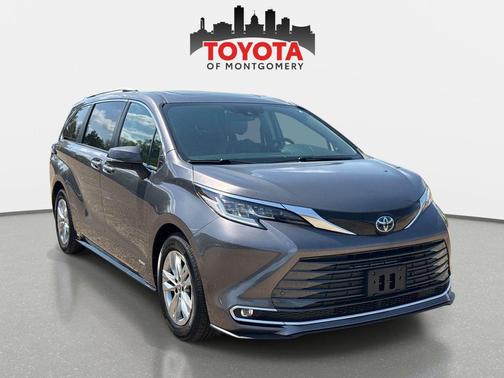 2021 Toyota Sienna Limited 7-Passenger