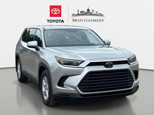 Celestial Silver Metallic 2025 Toyota Highlander LE
