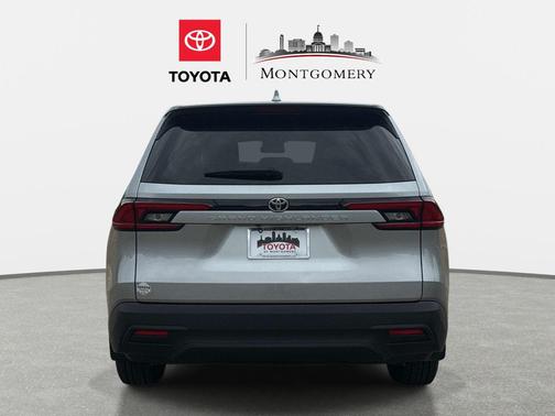Celestial Silver Metallic 2025 Toyota Highlander LE
