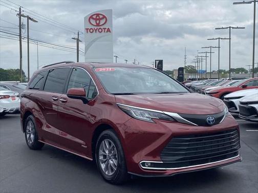 Ruby Flare Pearl 2021 Toyota Sienna XLE 8 Passenger