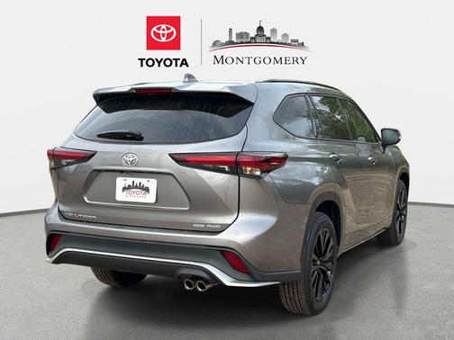 2026 Toyota Highlander XSE