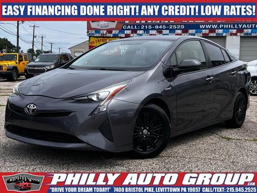 2016 Toyota Prius Three