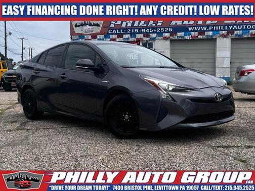 2016 Toyota Prius Three