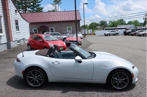 2019 Mazda MX-5 Miata Grand Touring