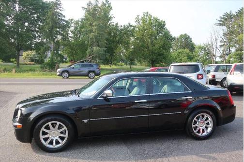 2006 Chrysler 300C Base