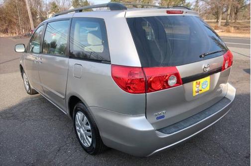 2006 Toyota Sienna CE