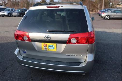2006 Toyota Sienna CE
