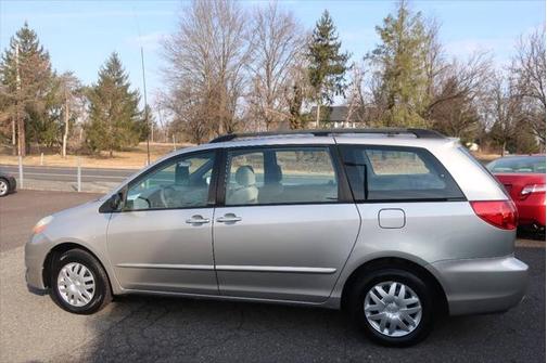 2006 Toyota Sienna CE