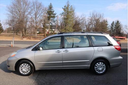 2006 Toyota Sienna CE