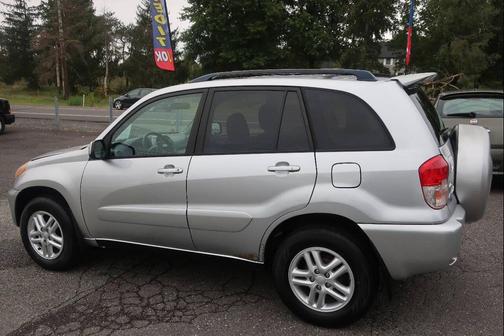2003 Toyota RAV4 Base
