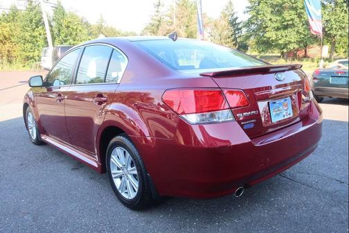 2011 Subaru Legacy Premium
