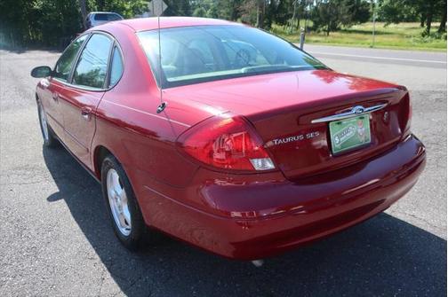 2003 Ford Taurus SES