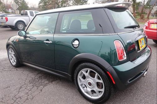 2005 MINI Cooper S Base