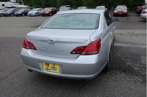 2008 Toyota Avalon XL