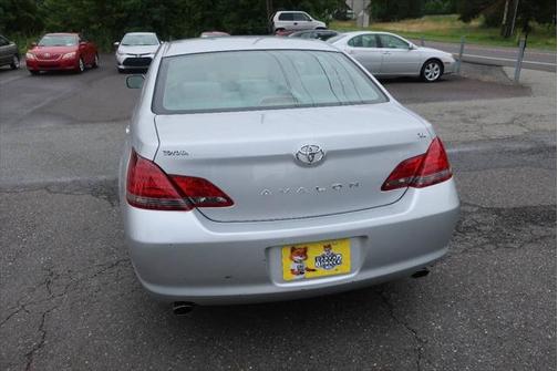 2008 Toyota Avalon XL
