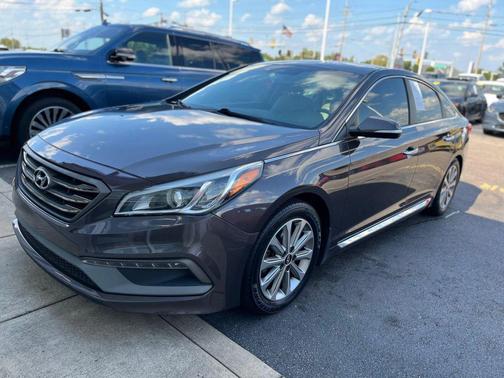 Dark Truffle 2017 Hyundai SONATA Limited