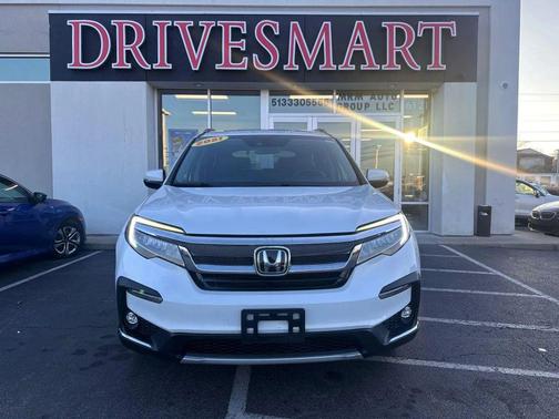 2021 Honda Pilot Touring 8-Passenger