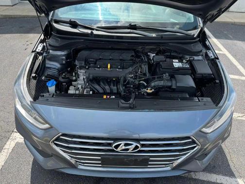 2020 Hyundai Accent SE