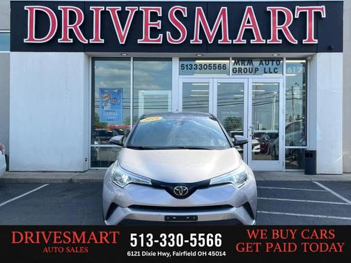 Silver Knockout Metallic 2019 Toyota C-HR XLE