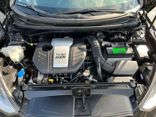 2015 Hyundai Veloster Turbo