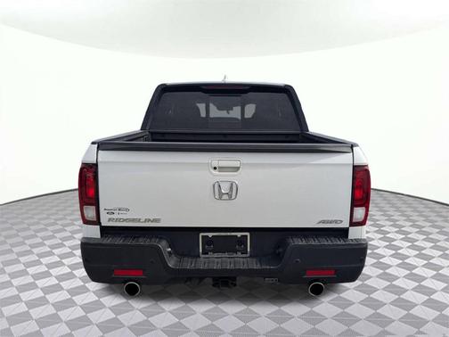 2022 Honda Ridgeline Black