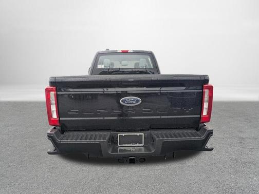 Agate Black Metallic 2026 Ford F-350 XL