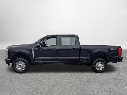 Agate Black Metallic 2026 Ford F-350 XL