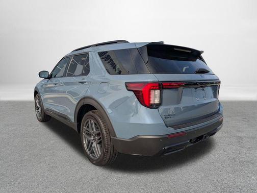 Vapor Blue Metallic 2026 Ford Explorer ST-Line