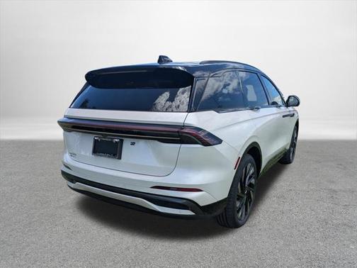 2025 Lincoln Nautilus Reserve