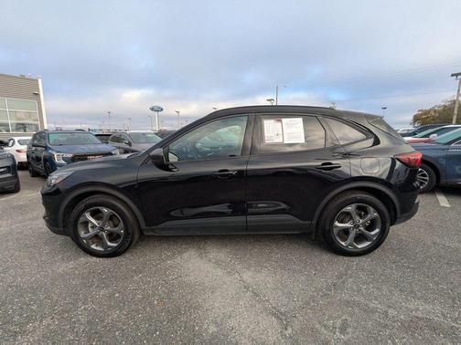 Black Metallic 2025 Ford Escape ST-Line