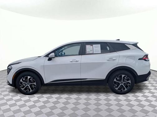 2025 Kia Sportage EX