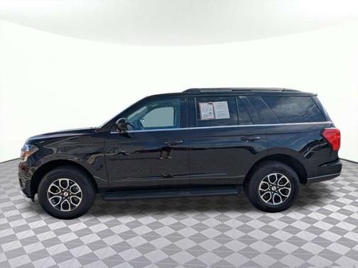 Agate Black Metallic 2024 Ford Expedition XLT