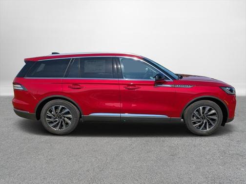 2025 Lincoln Aviator Premiere