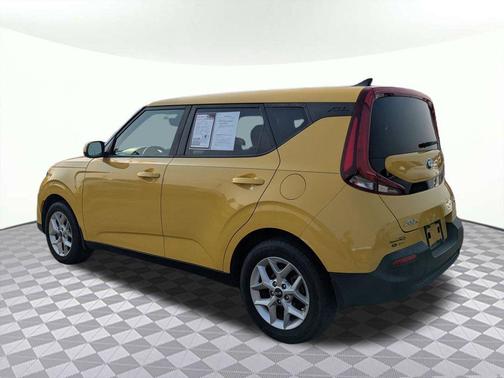 Solar Yellow 2020 Kia Soul S